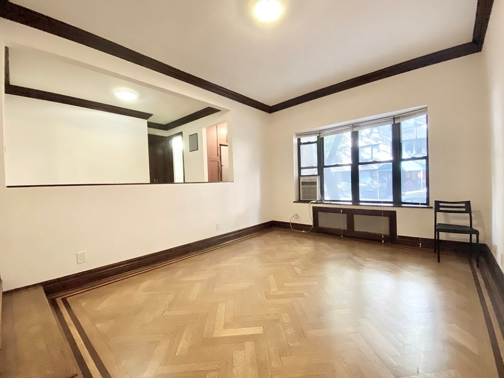 235 East 46th Street - Photo 1