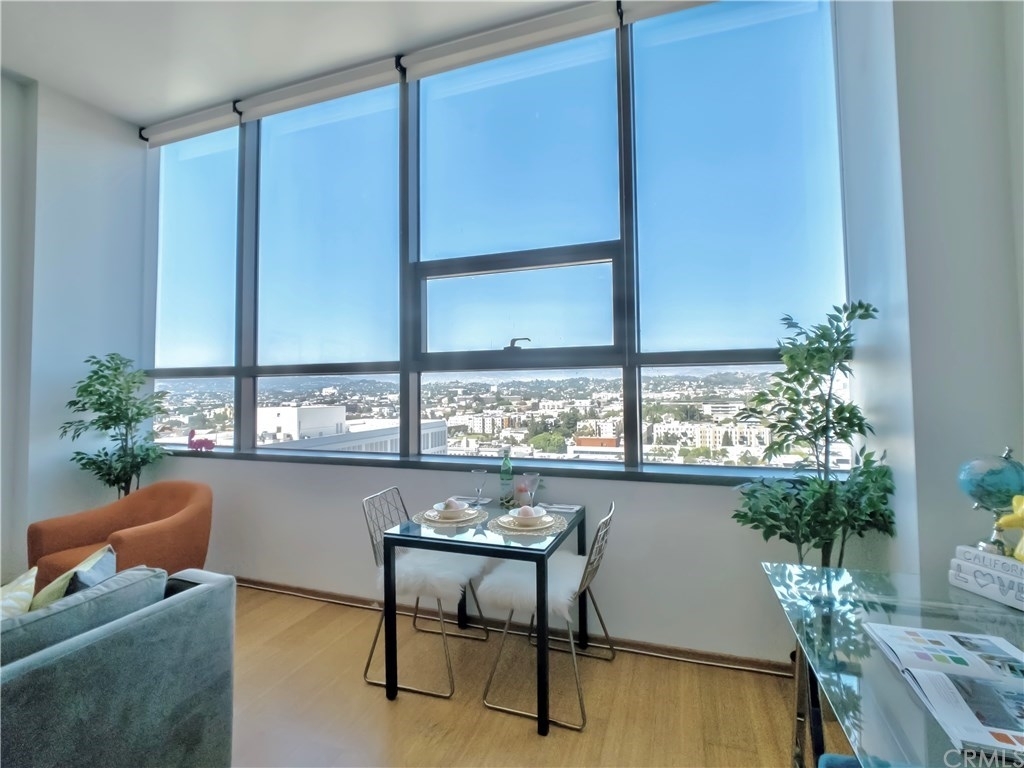 1100 Wilshire Boulevard - Photo 4