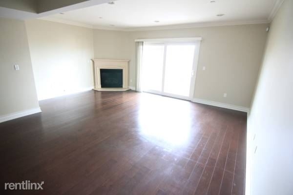 11911 Mayfield Ave 308 - Photo 0