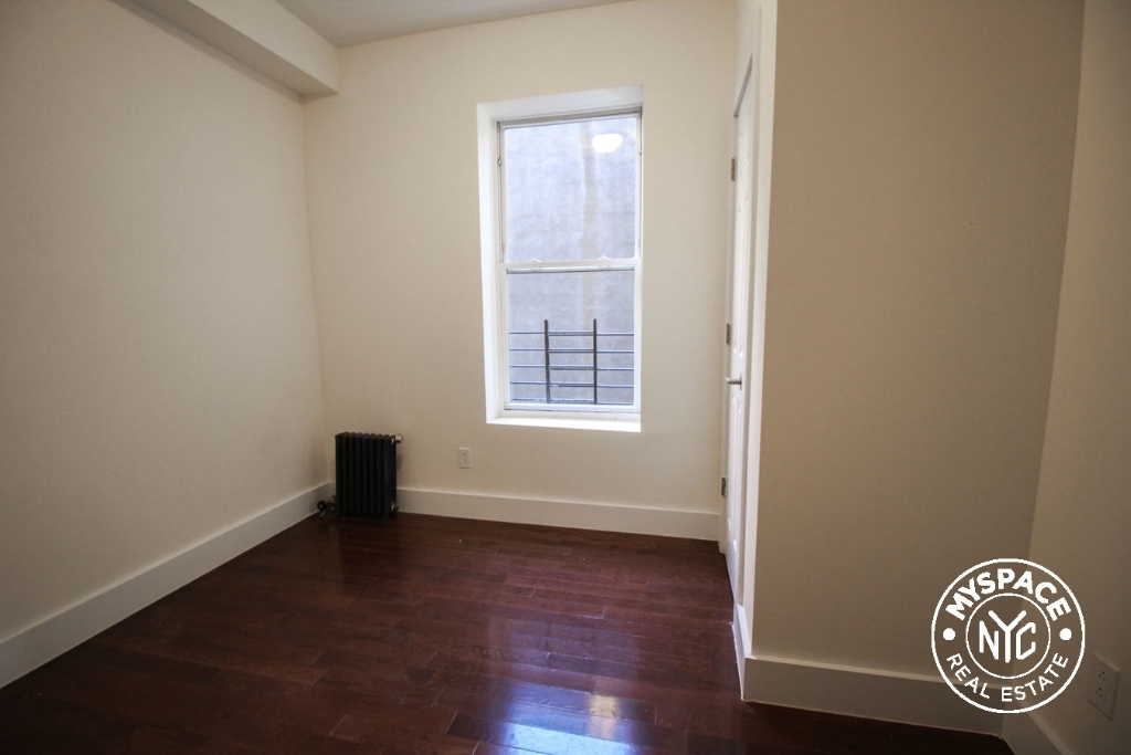 1050 Lafayette Avenue - Photo 5