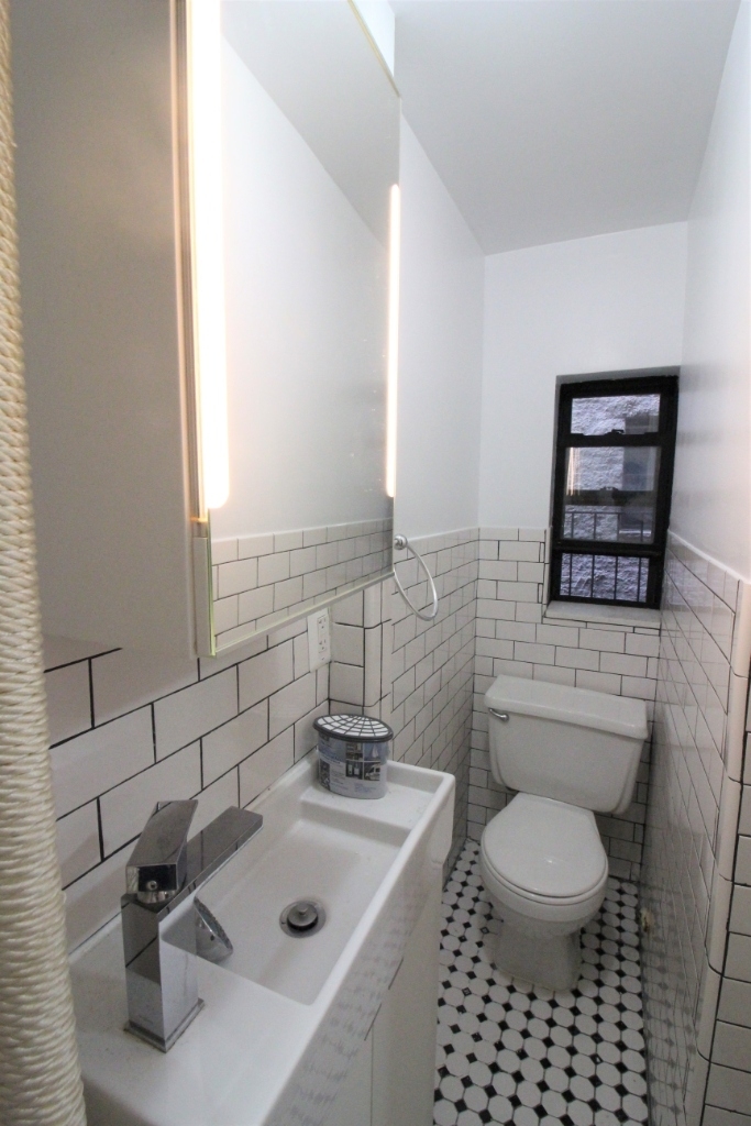 332 East 95th Street - Photo 3