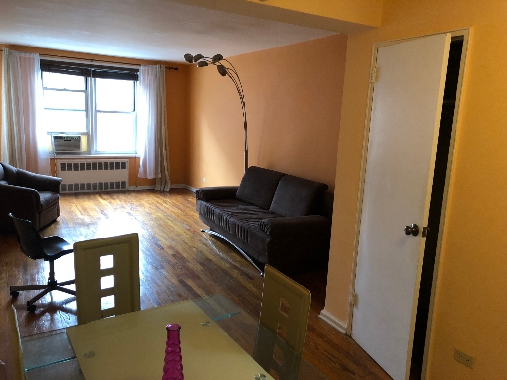 759 East 10th Street - Photo 8