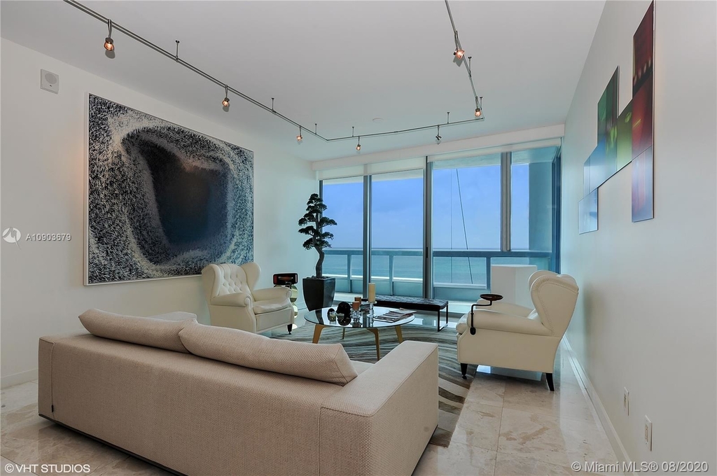 6899 Collins Ave - Photo 3