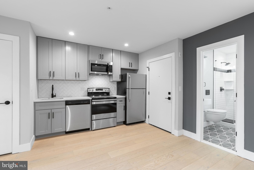 1707 Rittenhouse Square - Photo 3