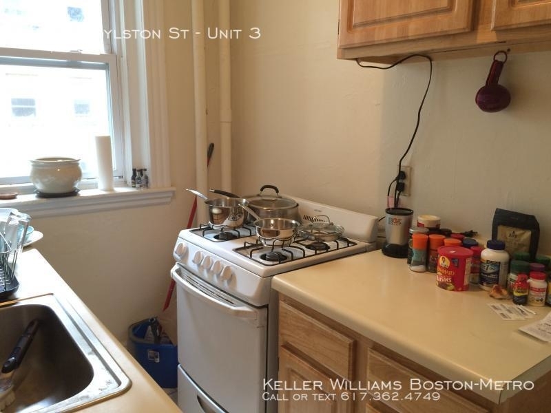 1197 Boylston St - Photo 1