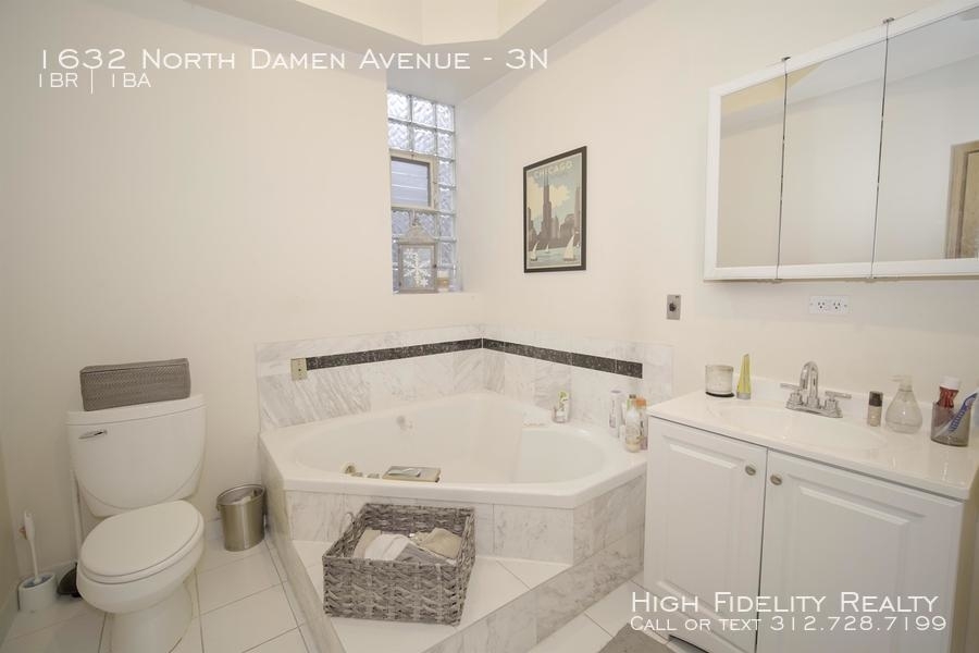 1632 North Damen Avenue - Photo 7