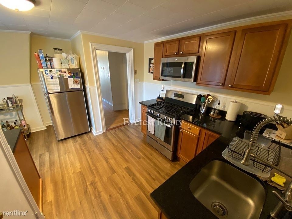 282 Summer St Apt 3a - Photo 10