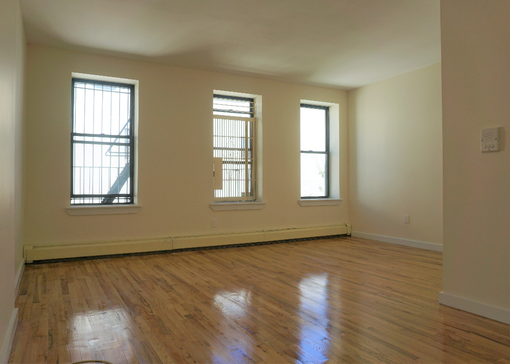 1572 Lexington Avenue - Photo 1