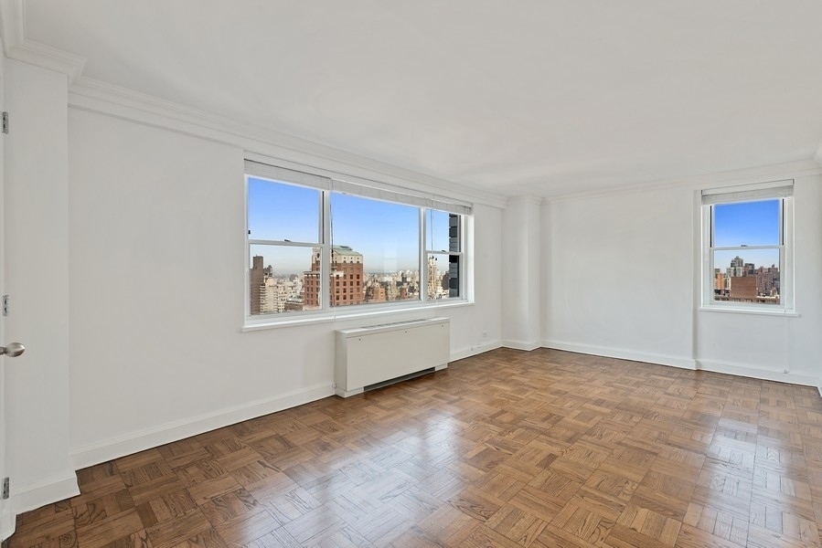  East 68th Street - Photo 2