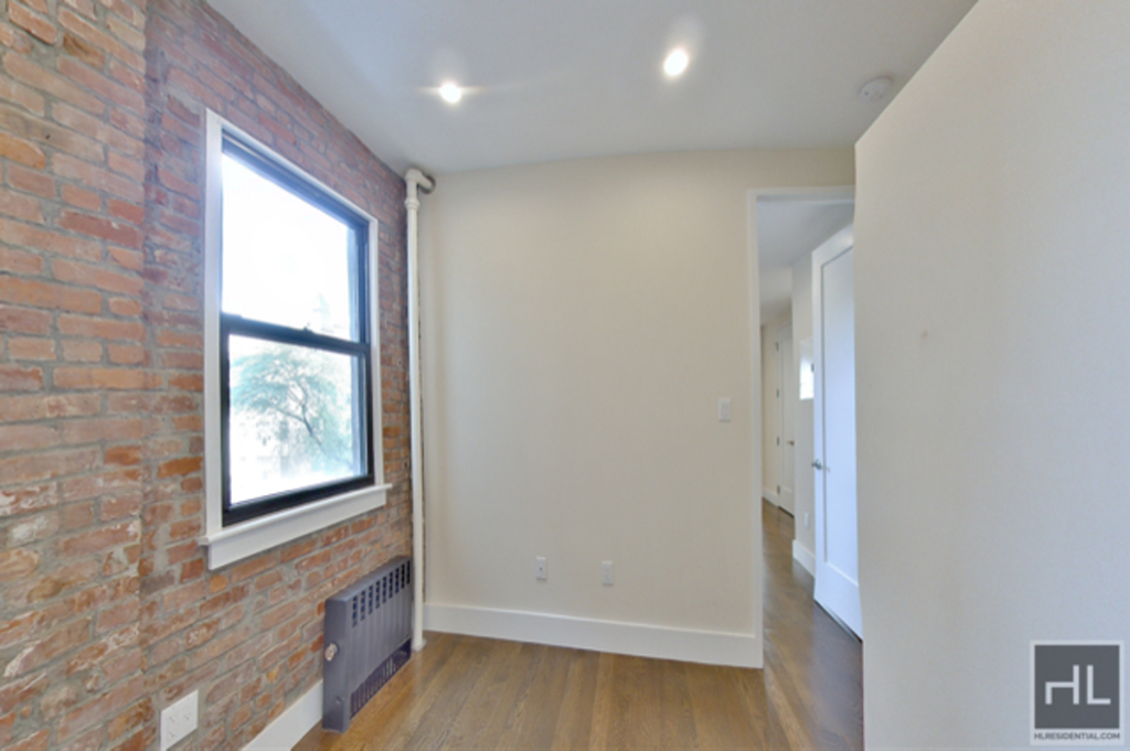 156 West 20th Street - Photo 4