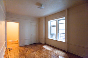 170 Fenimore Street - Photo 2