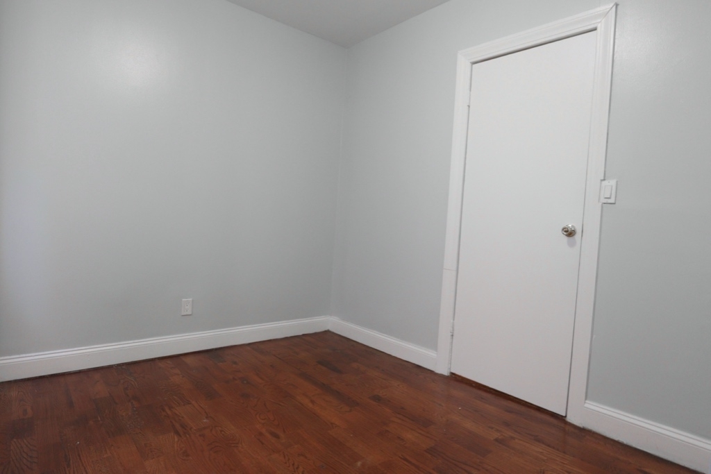 571 West 159th Street - Photo 9