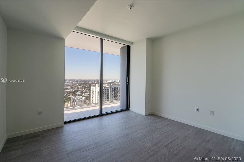 1000 Brickell Plaza - Photo 10