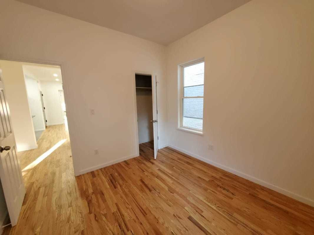 426 east 26st - Photo 4