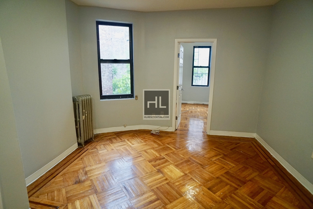 227 Troy Avenue - Photo 6