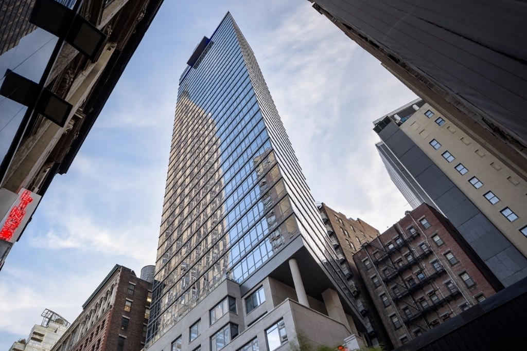 42 West 33rd Street - Photo 9