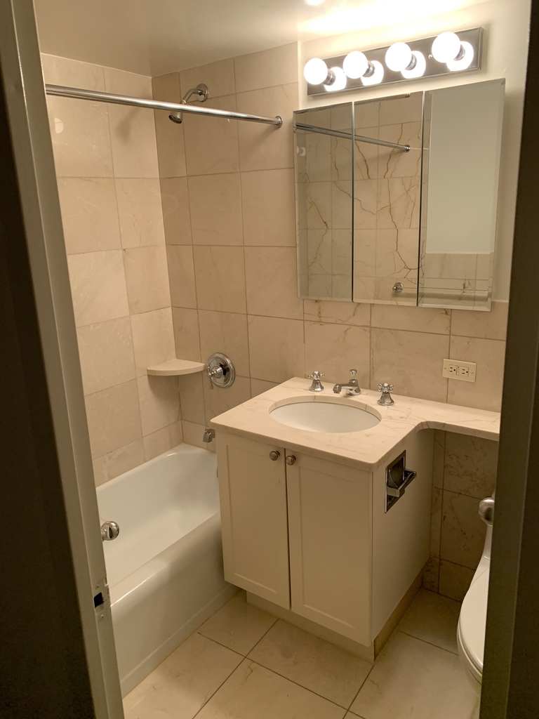 600 west 246th - Photo 6