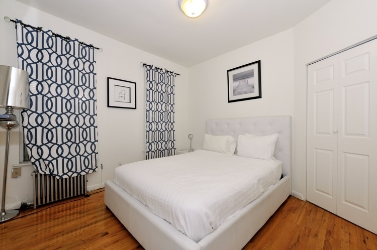 452 West 36th Street - Photo 2