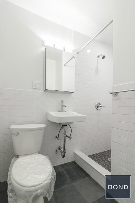 239 East 24th Street - Photo 4