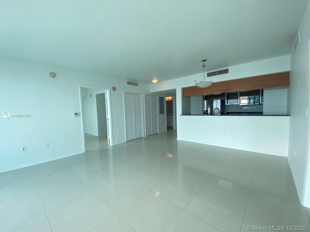 1800 N Bayshore Dr - Photo 17