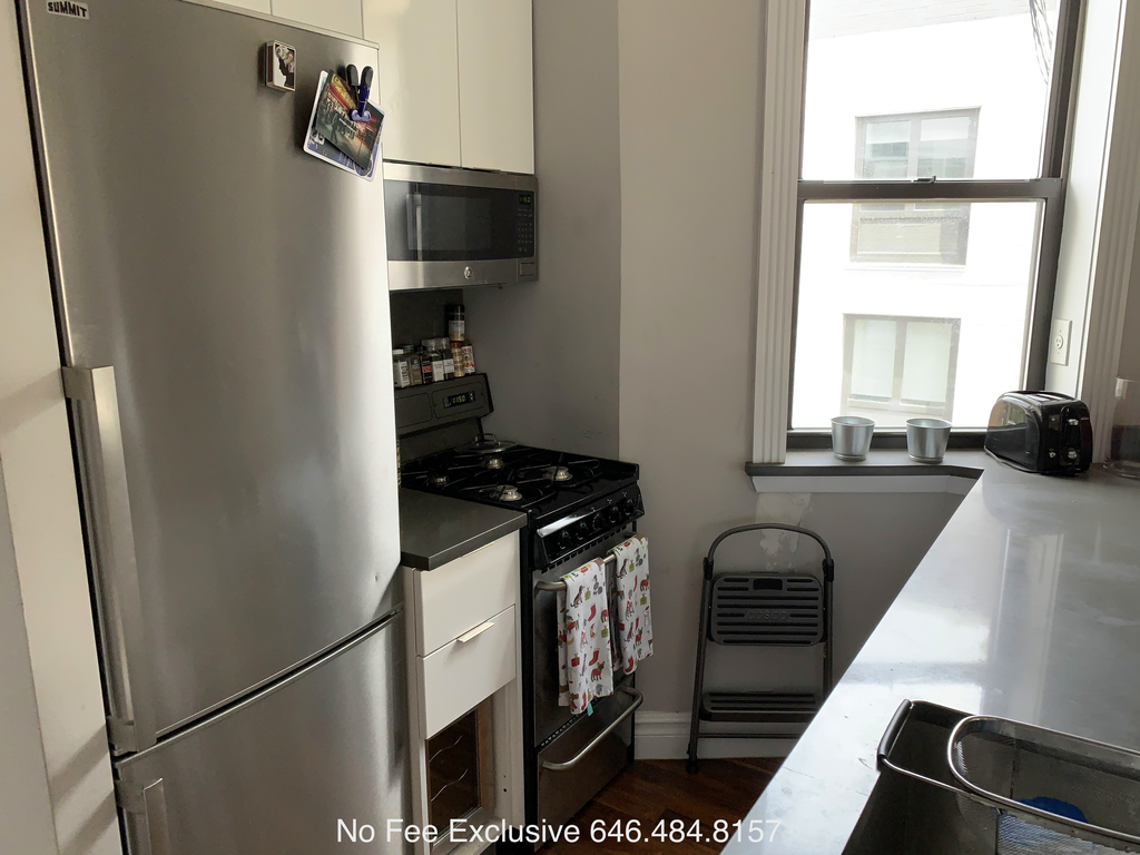 60 Avenue B, #4C - Photo 2