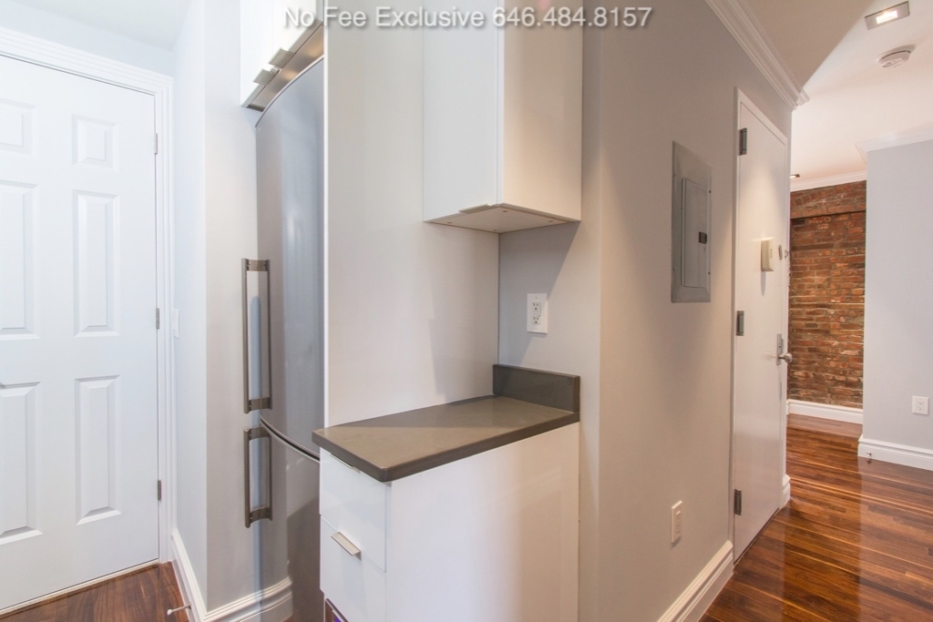 124 Ridge Street, #4R - Photo 5