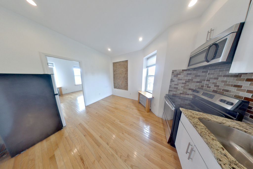 167 Mott Street - Photo 3