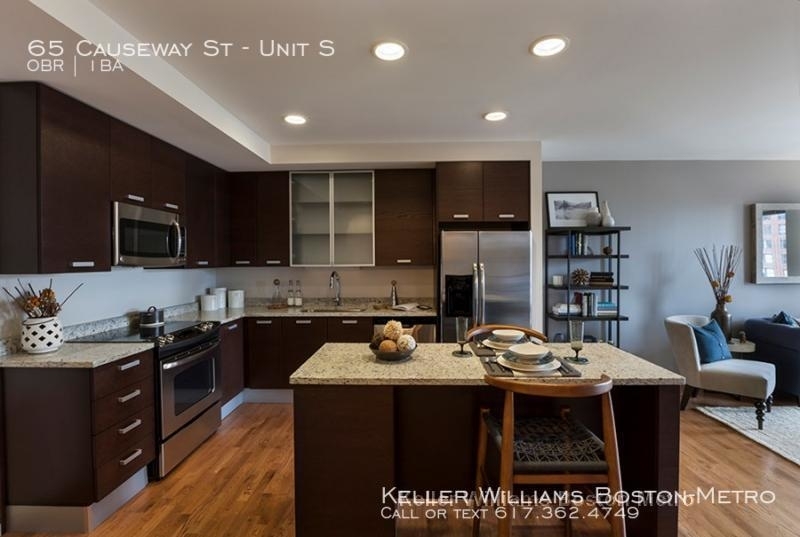 65 Causeway St - Photo 1