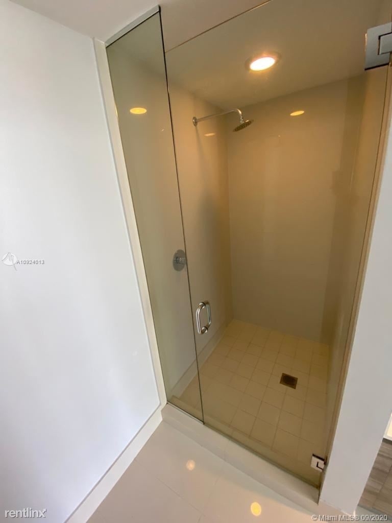 121 Ne 34th St Unit 1605 - Photo 5