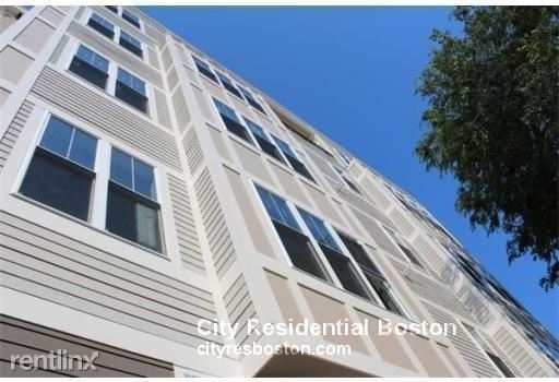 395 W Broadway Apt 2f - Photo 9