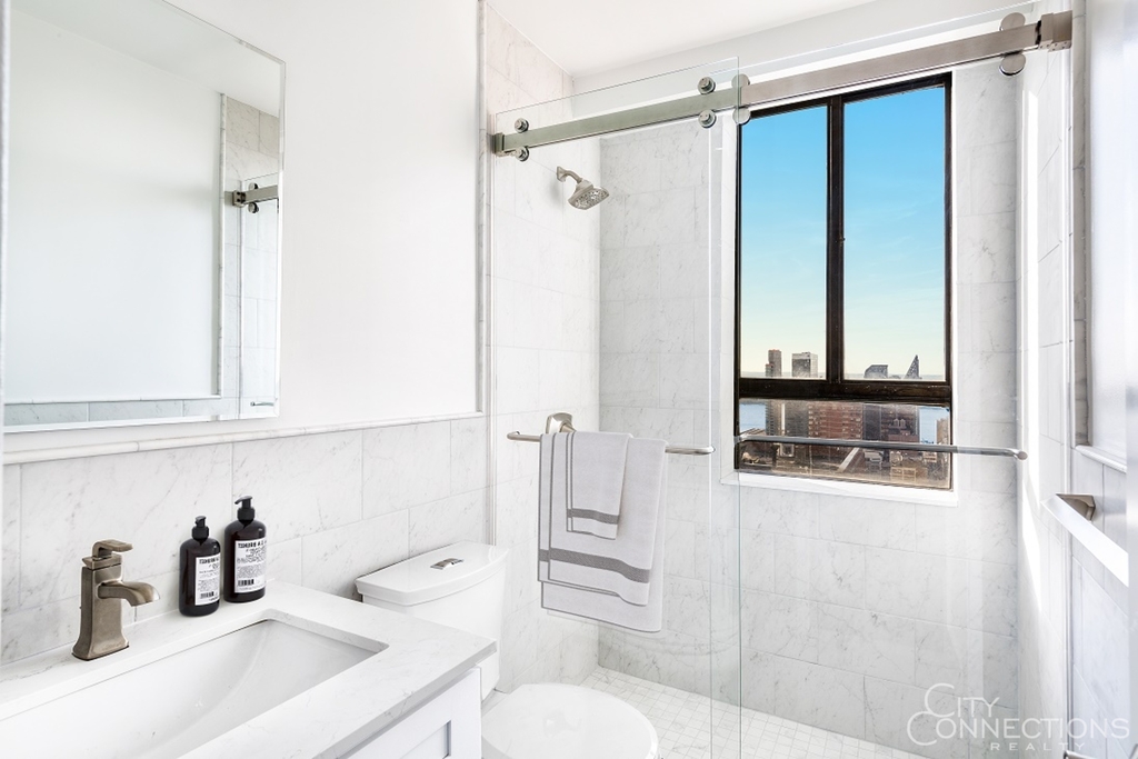 347 W 57th St - Photo 7