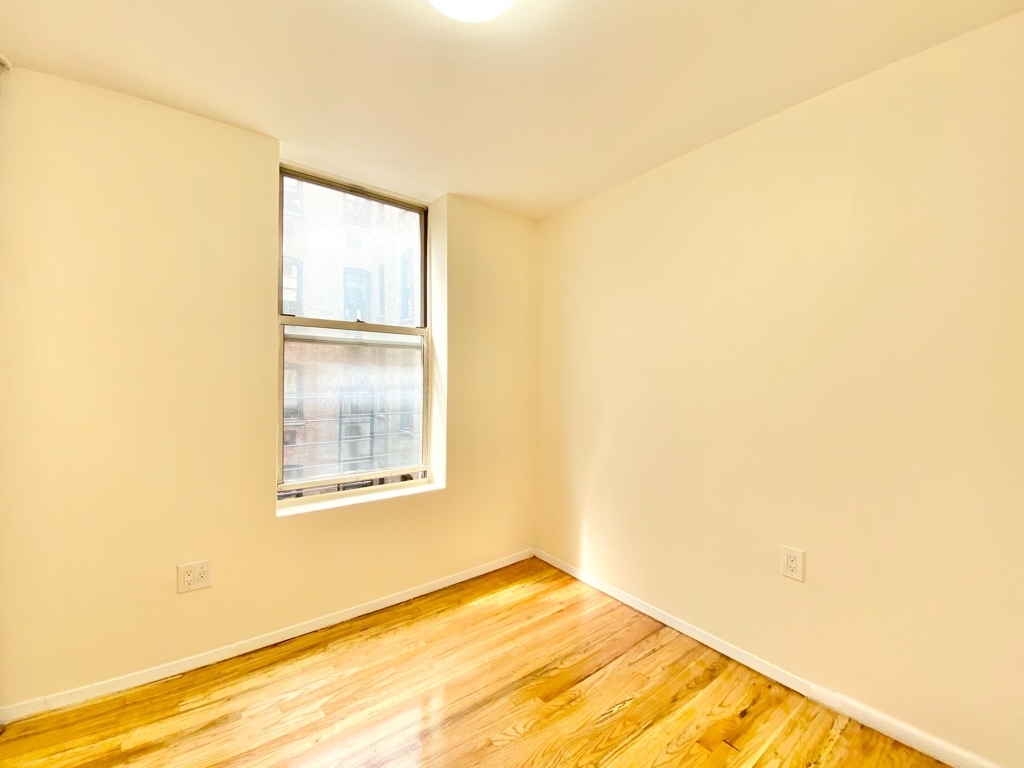 536 West 143rd Street - Photo 7