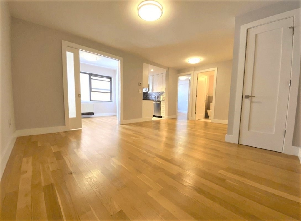 301 East 47th Street - Photo 0