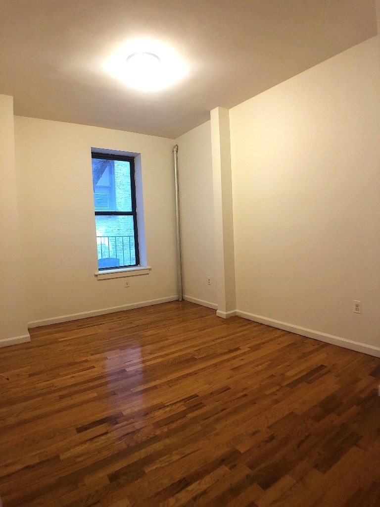 547 West 157th Street - Photo 6