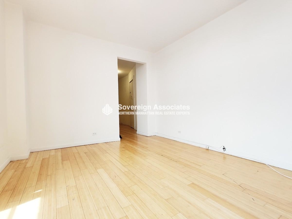 676 Riverside Drive - Photo 2