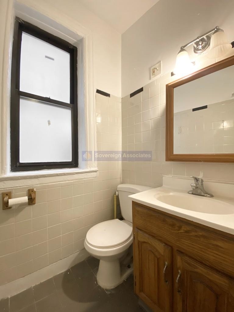 182 Claremont Avenue - Photo 8