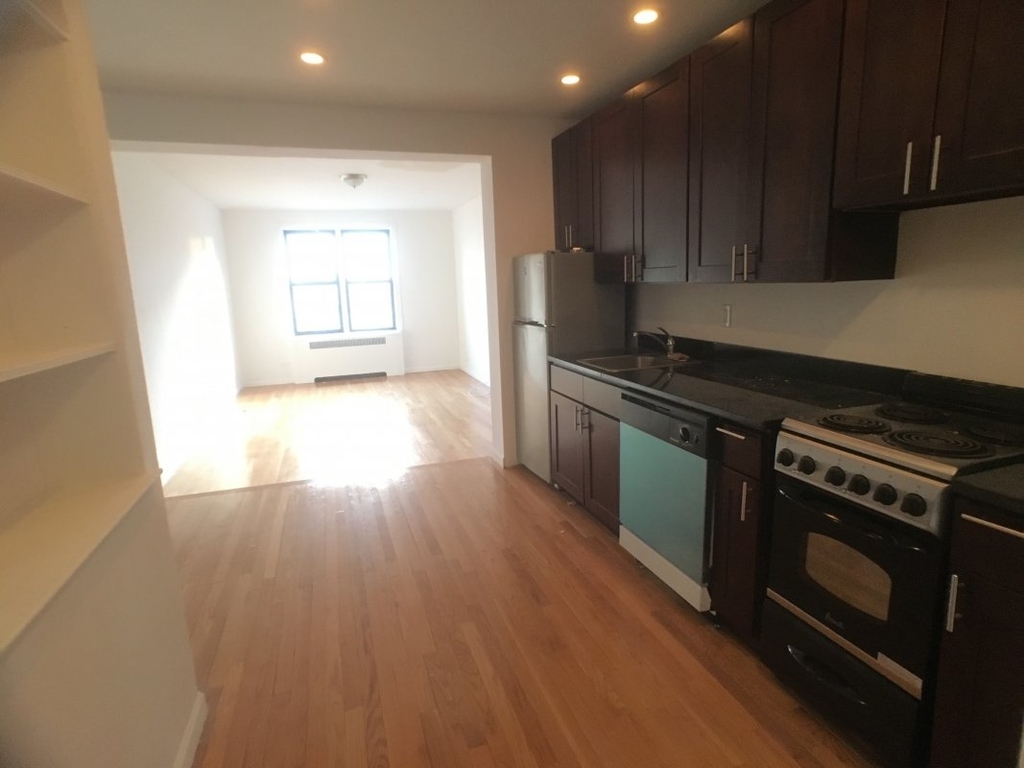 690 Fort Washington Ave - Photo 1