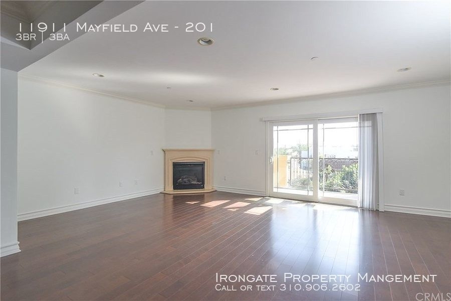 11911 Mayfield Ave - Photo 6