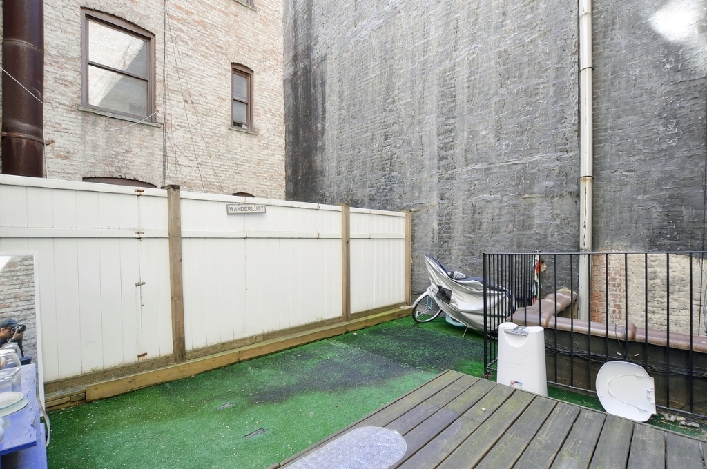 11 West 8th Street - Photo 5