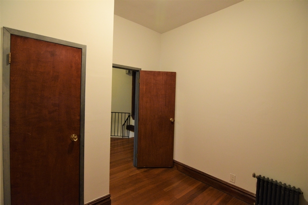 142 West 109th Street - Photo 5