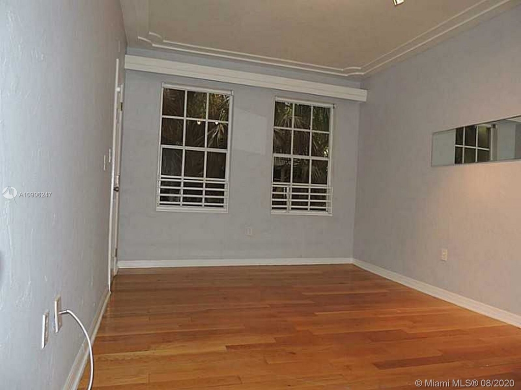 1335 Pennsylvania Ave - Photo 12