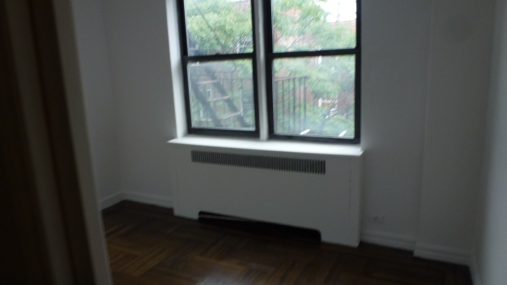 315 West 21st Street - Photo 8