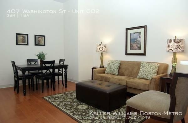 407 Washington St - Photo 3