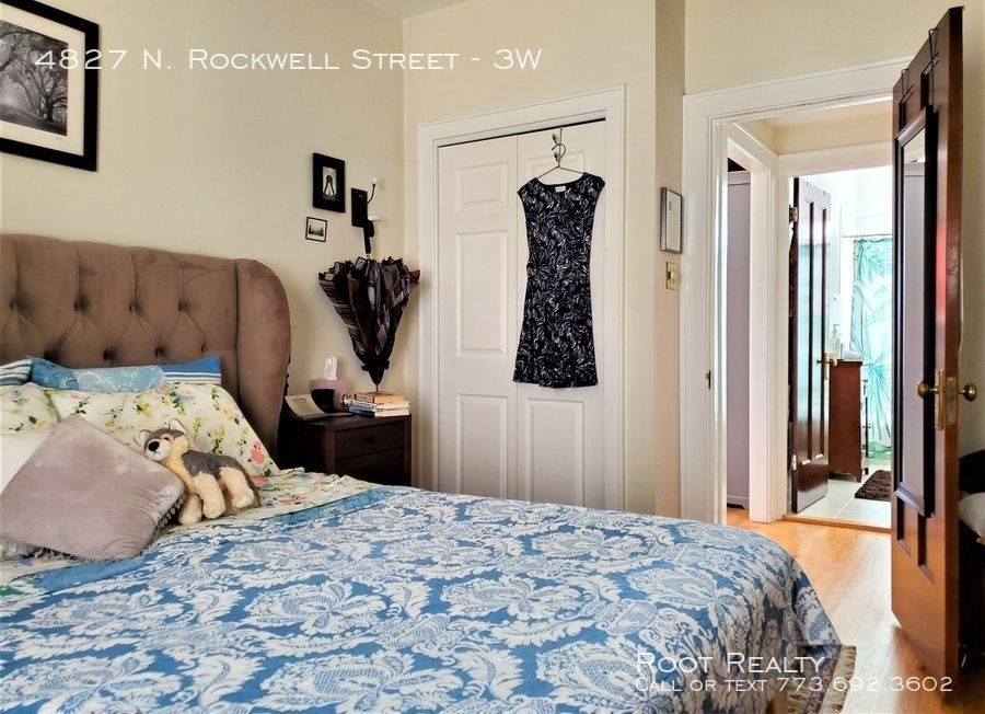 4827 N. Rockwell Street - Photo 3