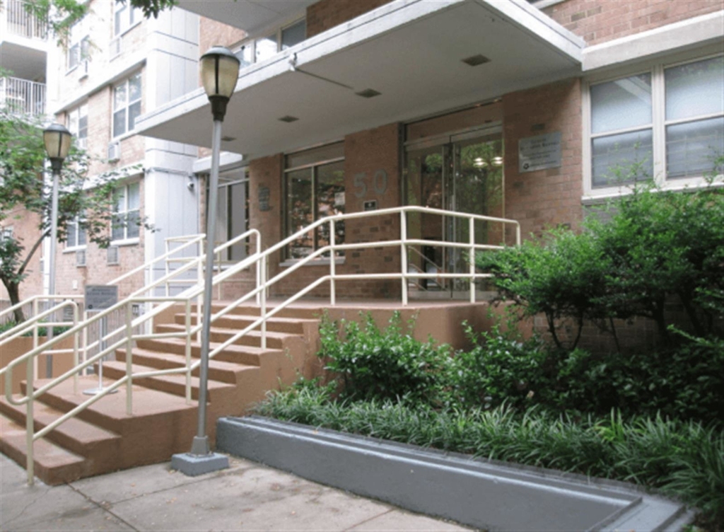 West 93rd Street - Photo 2