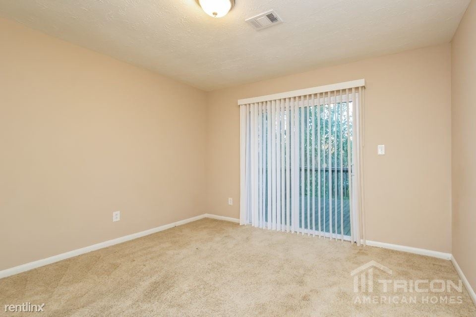 4033 Majestic Drive Sw - Photo 0