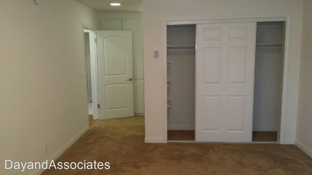 6637 Springpark Avenue - Photo 11