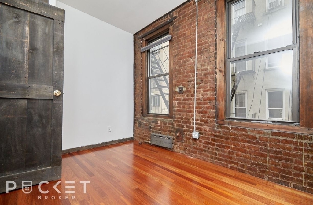 516 East 12th Street - Photo 5