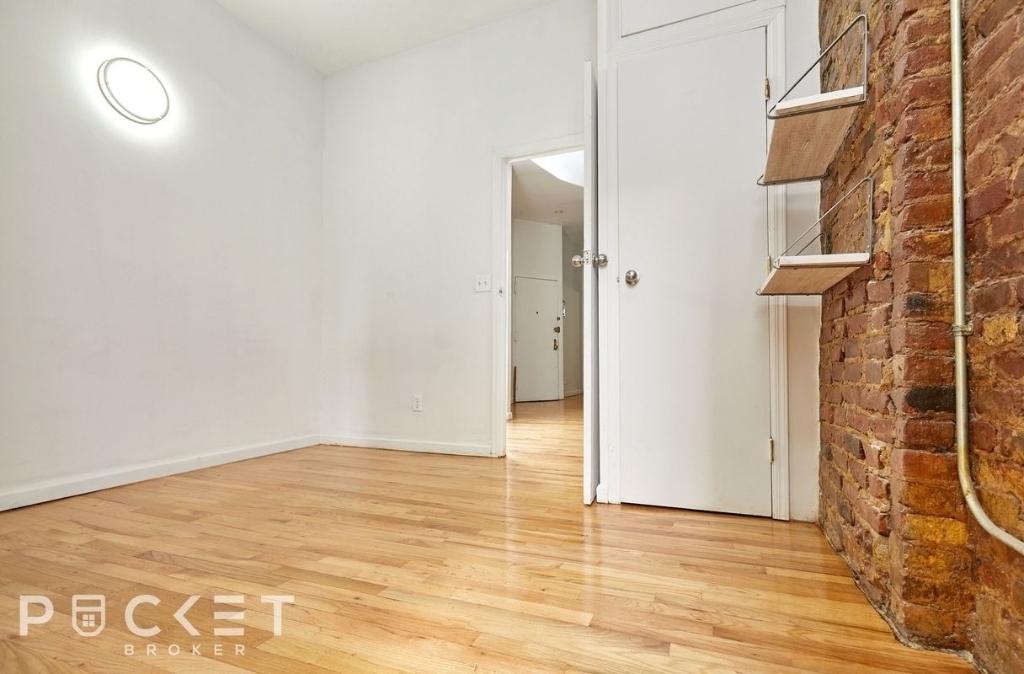 516 East 12th Street - Photo 6