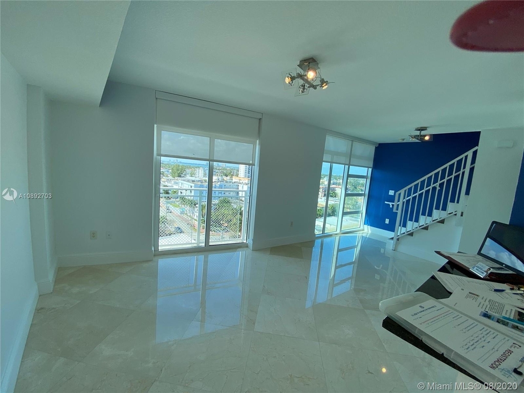 7600 Collins Ave - Photo 1